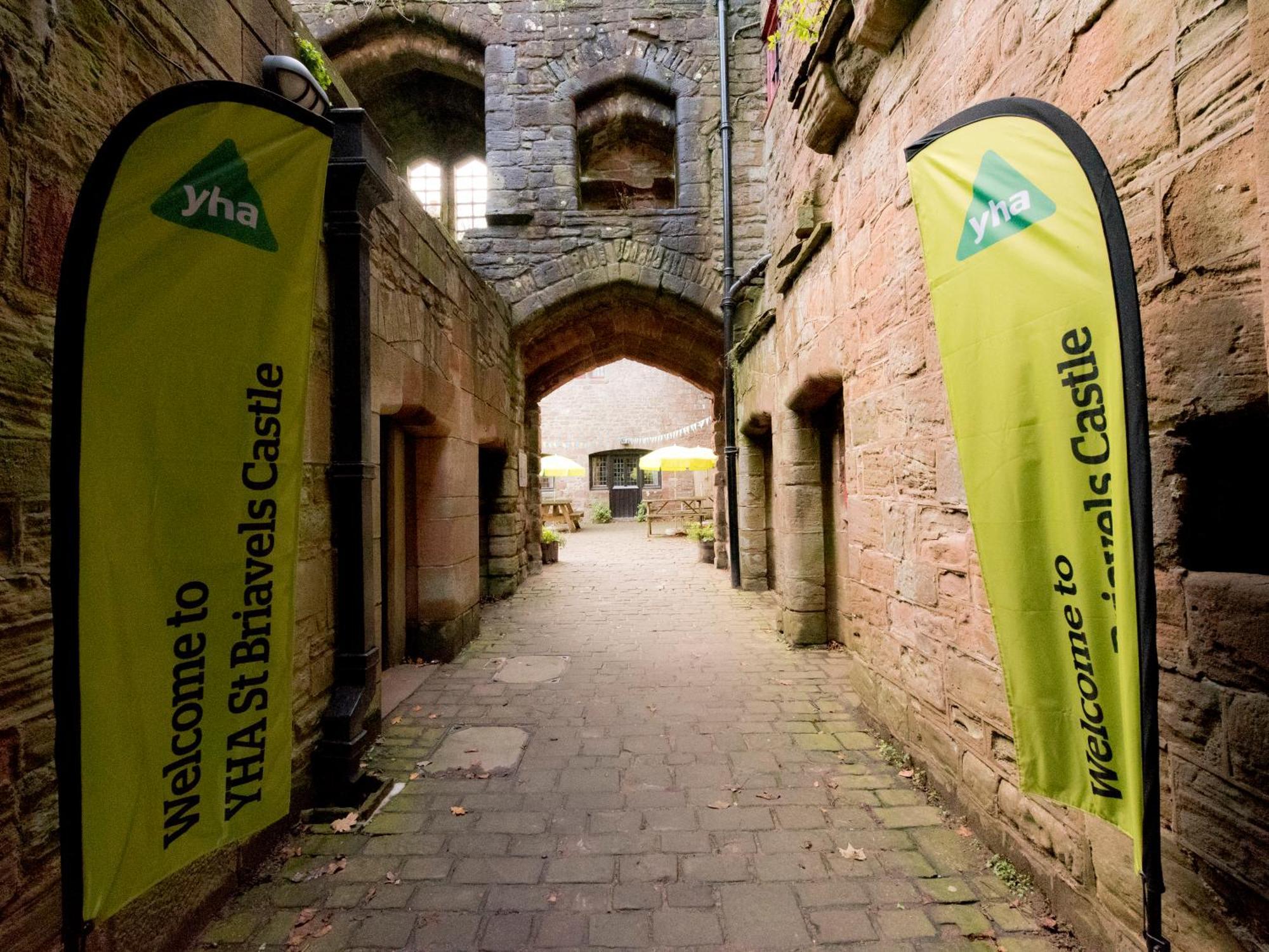 Yha St Briavels Castle Hostel Saint Briavels Exterior foto