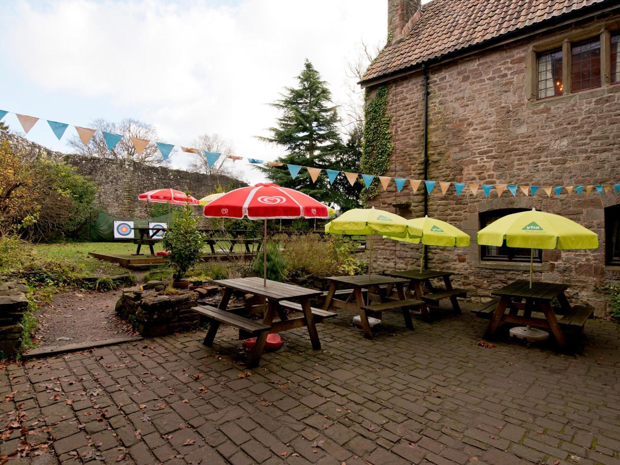 Yha St Briavels Castle Hostel Saint Briavels Exterior foto